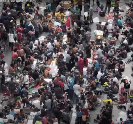 Image of the Fluxo open-air drug market in Sao Paulo, Brazil.